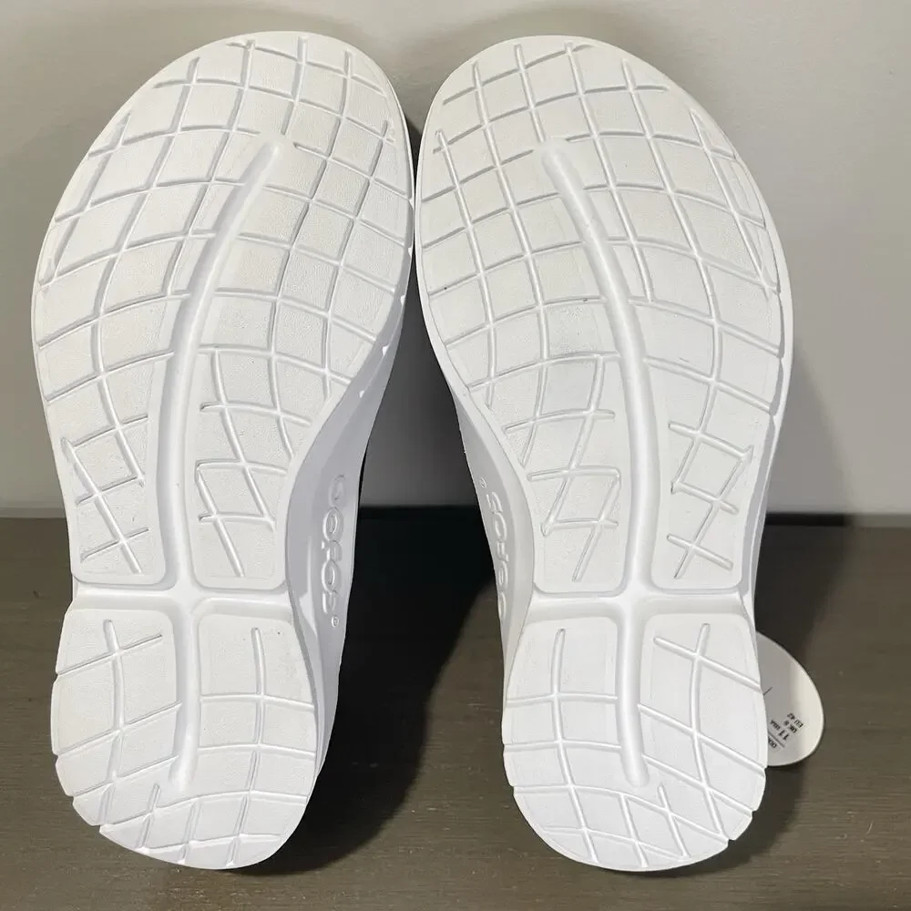 OOFOS Womens Size 11 Shoes NEW with Tags OOMG Eezee Slip On Black White 5072